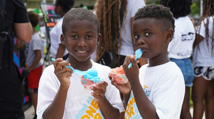 Providing health food for the children